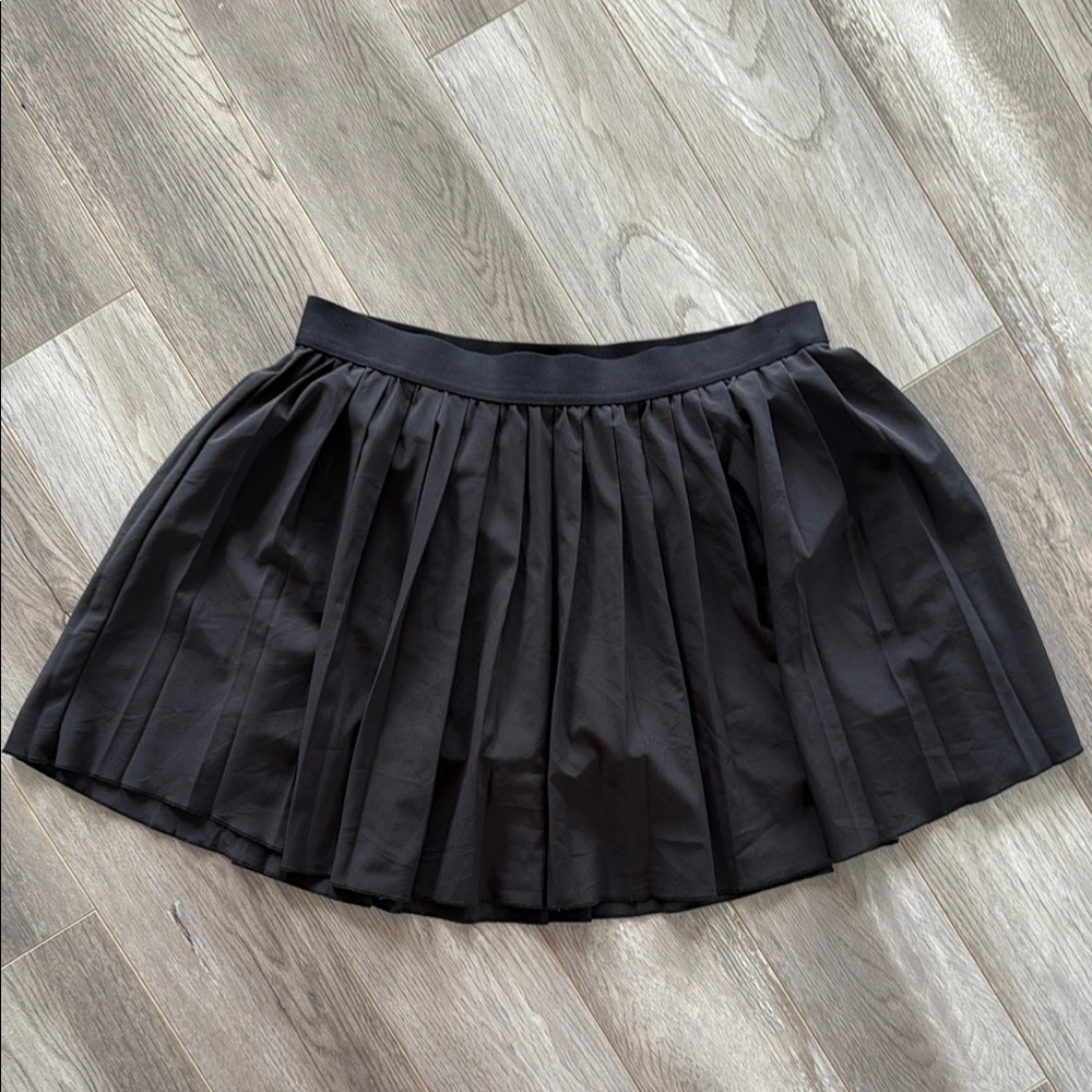 Gilly Hicks Pleated Skortie, Size Large